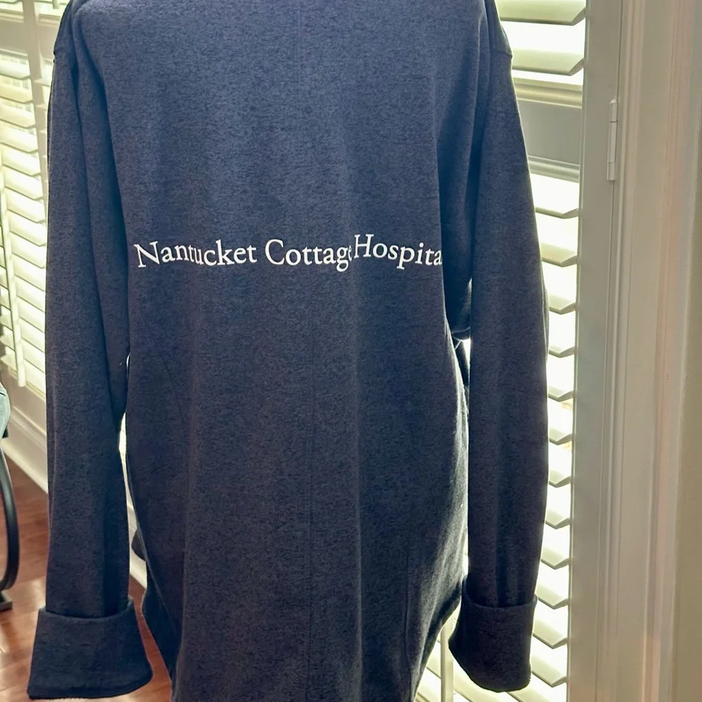 Gray Fleece‎ Pullover.